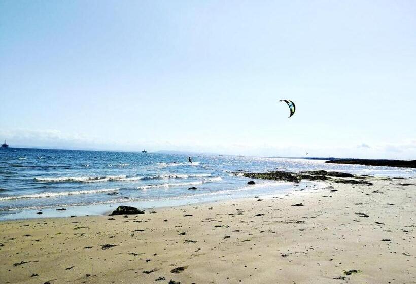 The Wee Blue House, East Neuk
