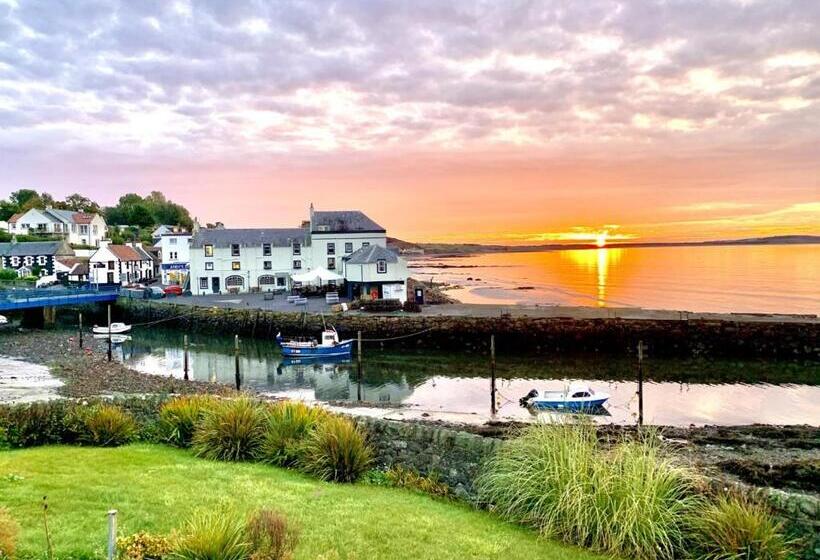 The Wee Blue House, East Neuk
