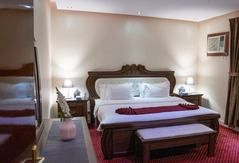 أديل للشقق المخدومة