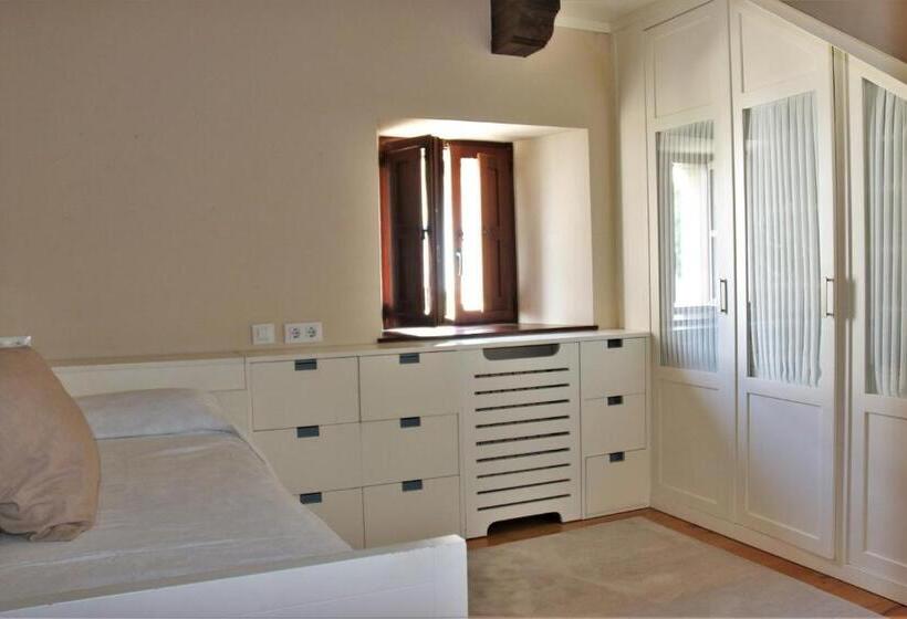 Apartamentos Palacion De Santillana