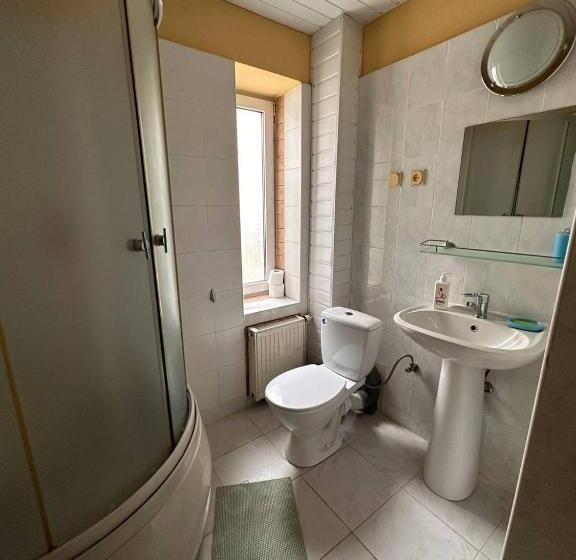 Bed and Breakfast роксолана