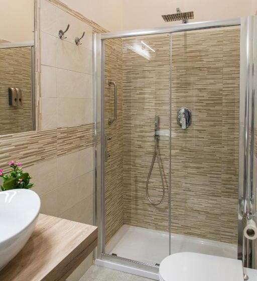 Bed And Breakfast Port Inn   Free Transport B&b To Cruise Ship