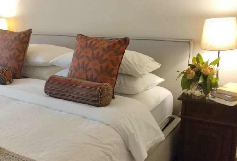 مبيت وإفطار Villa Giara