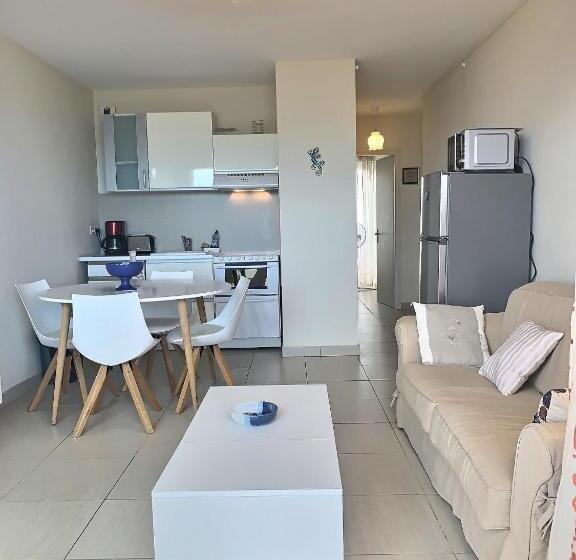 Face à La Mer   Confortable Appartement Pour 4 Personnes