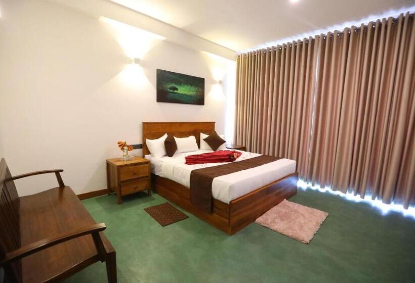 فندق Icy Falls   Ohiya