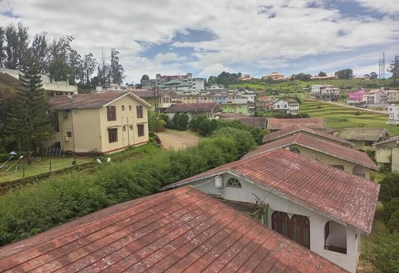 בית מלון כפרי Mango Hill Shola Ooty