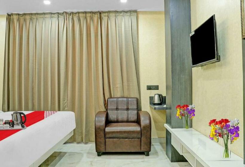 فندق Oyo 86812 Oxy Kings Inn