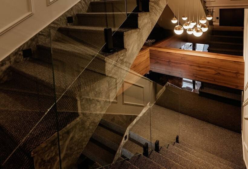 هتل Plaza Boutique