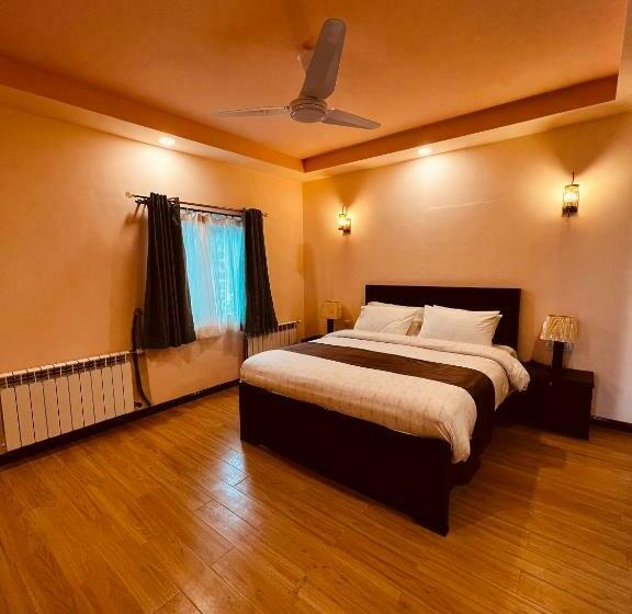 Reina Boutique Hotel   Murree