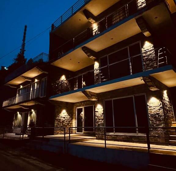 Reina Boutique Hotel   Murree