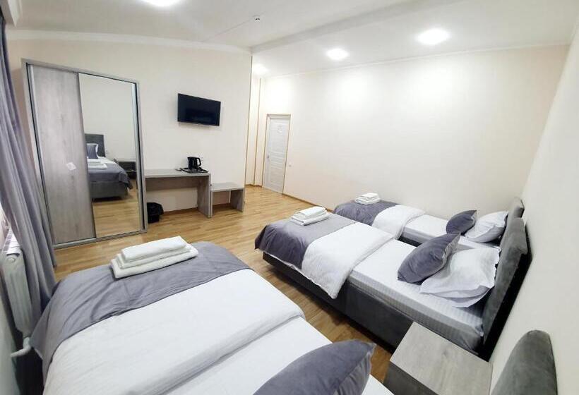 בית מלון כפרי Shosh Boutique