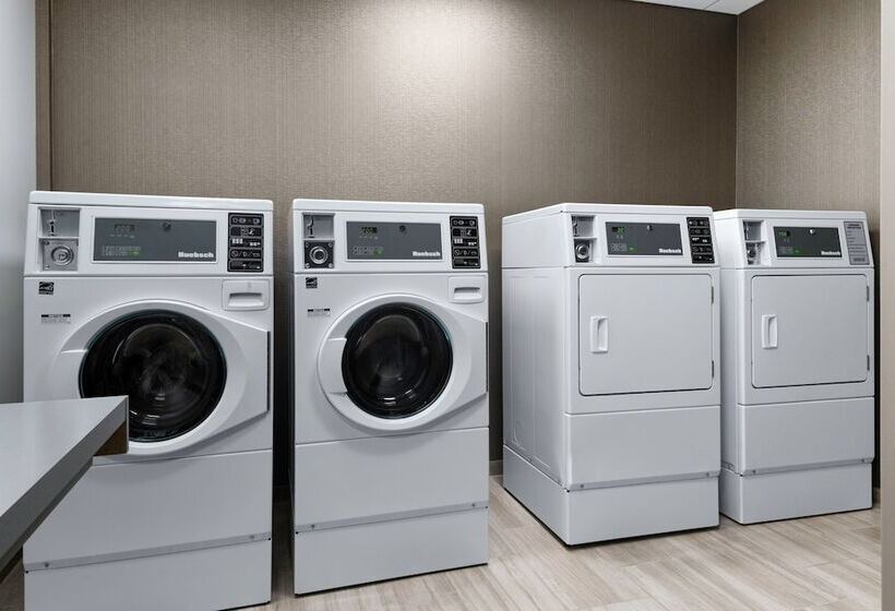 호텔 Springhill Suites By Marriott Charlotte Airport Lake Pointe