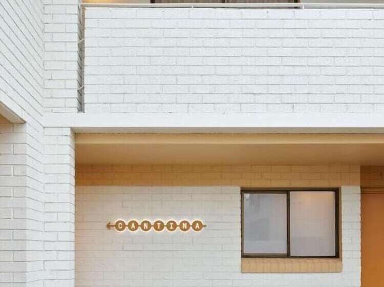 בית מלון כפרי The Isla