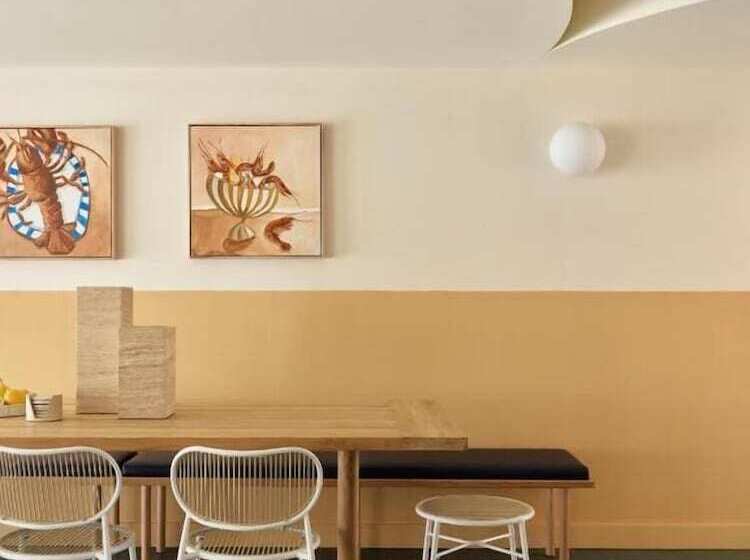 בית מלון כפרי The Isla