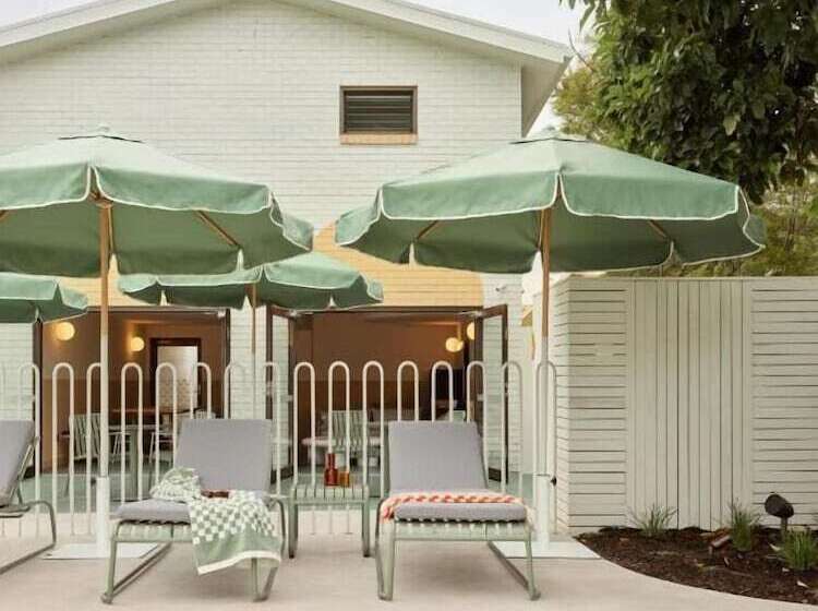 בית מלון כפרי The Isla