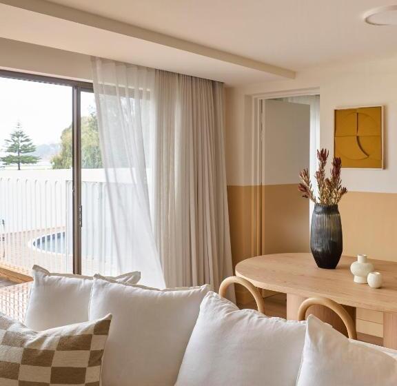 בית מלון כפרי The Isla