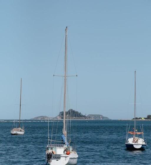 בית מלון כפרי The Isla