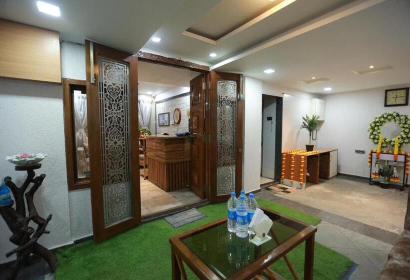 酒店 Villa Residency