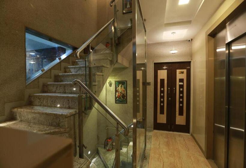 酒店 Villa Residency