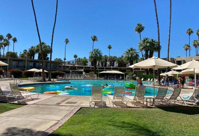 Large Creekside Studio At Shadow Mountain Resort And Club