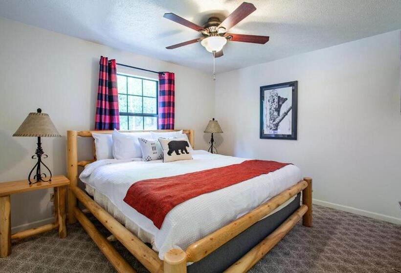 Little Cub Cottage Mtn Views & Community Pools