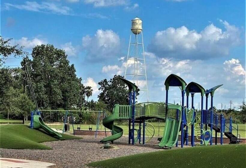 Mayfield @ Oyster Creek   Tranquil Creek & Nature!