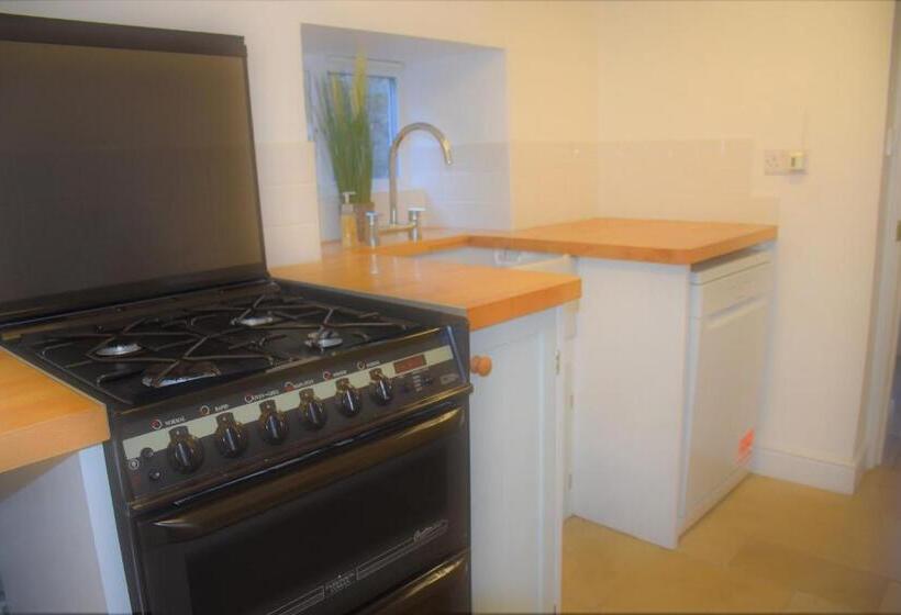 Peep O Day Stylish 4bedroom Cottage With Dale View