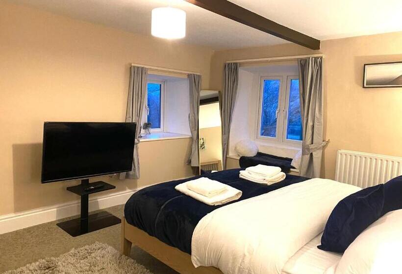 Peep O Day Stylish 4bedroom Cottage With Dale View