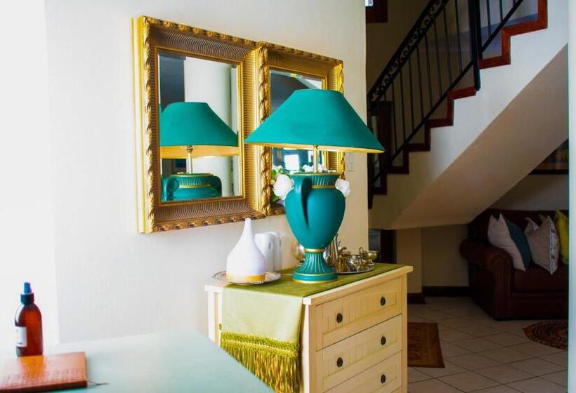 Пансион Tengo Guest House