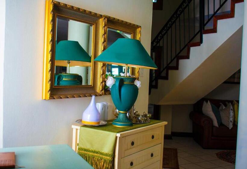 Пансион Tengo Guest House