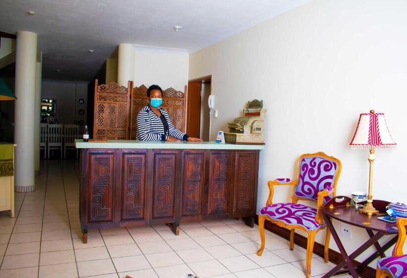 Пансион Tengo Guest House