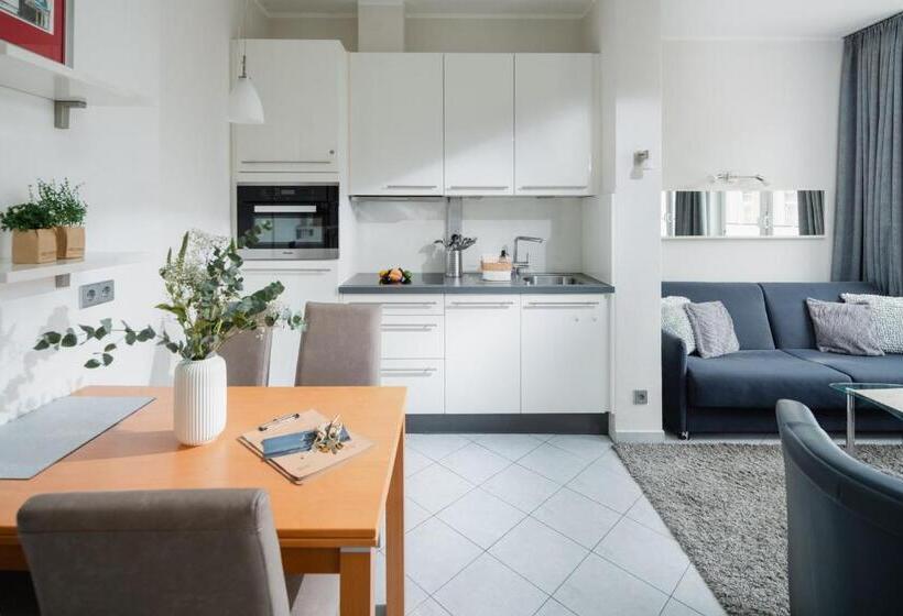 Regina Maris, Wohnung 1