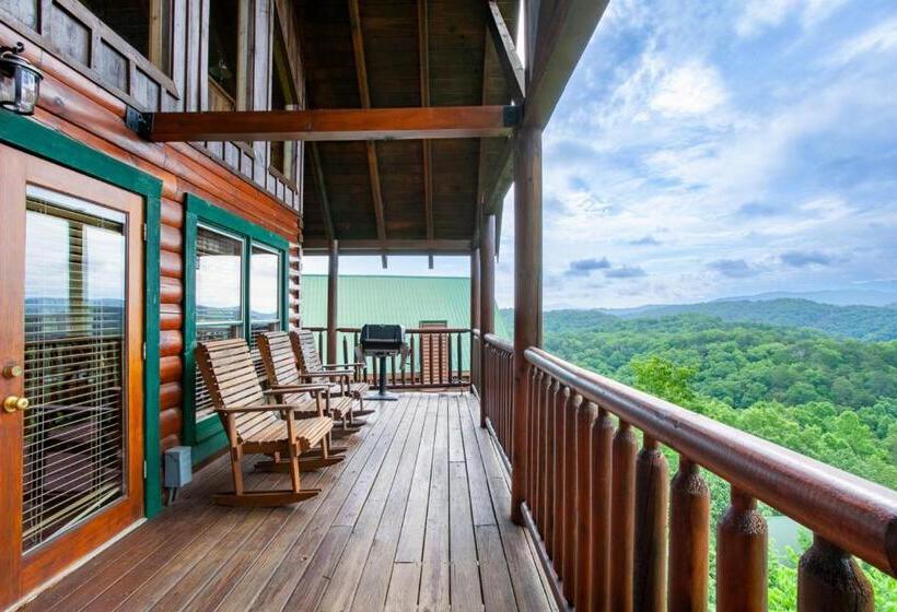 Rocky Retreat   Mtnview,communitypool,theaterroom