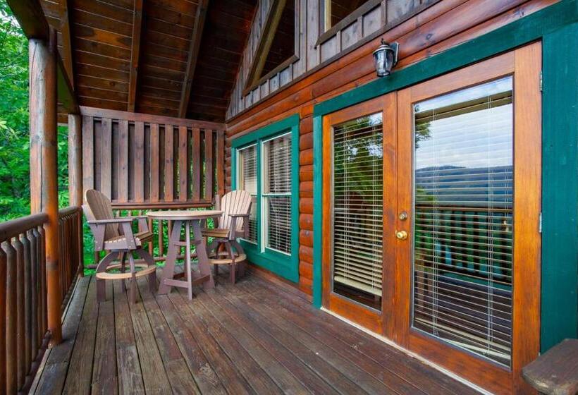 Rocky Retreat   Mtnview,communitypool,theaterroom