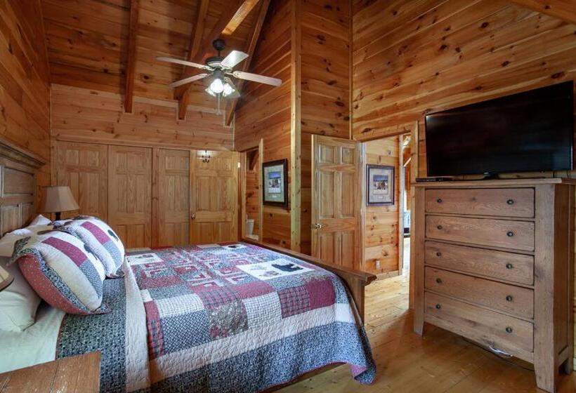 Rocky Retreat   Mtnview,communitypool,theaterroom