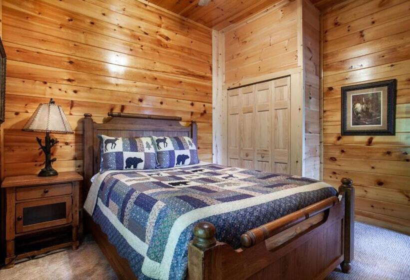 Rocky Retreat   Mtnview,communitypool,theaterroom