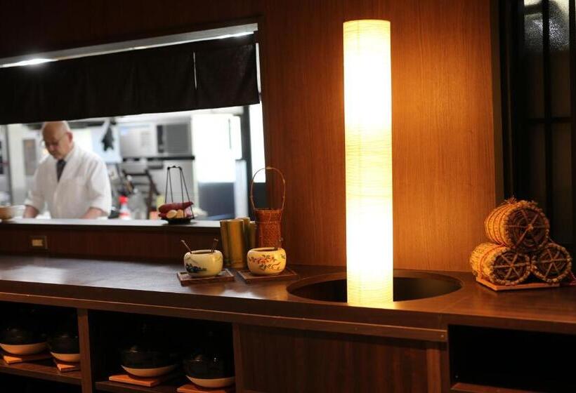 Ryokan 湯村温泉郷 御宿コトブキ