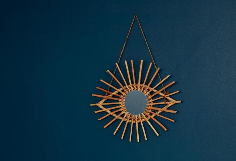 Spacious City Centre 3 Bedroom, 3 Bathroom