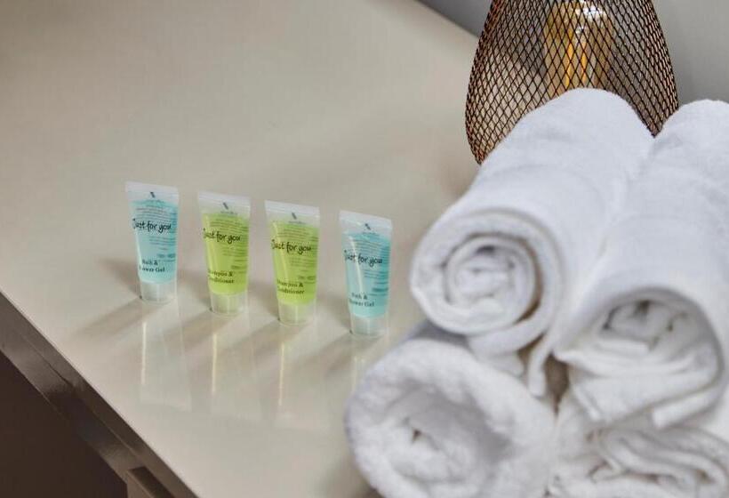 Spacious City Centre 3 Bedroom, 3 Bathroom