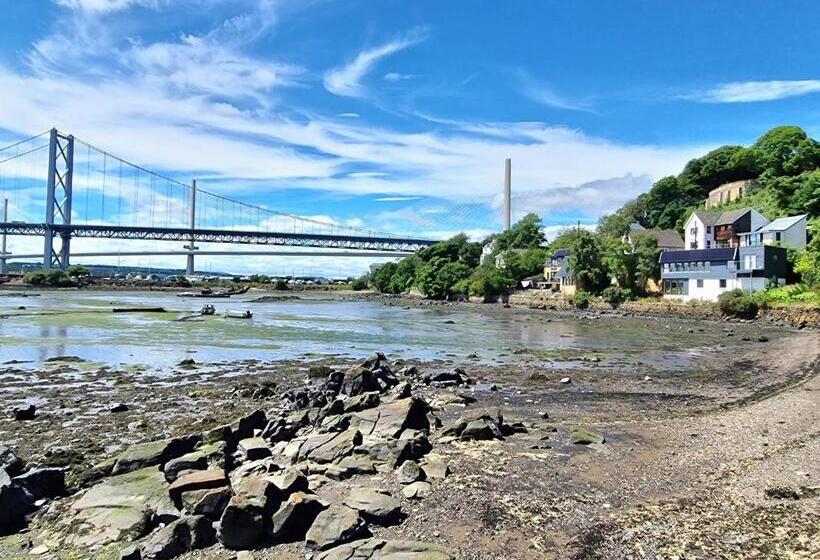 Three Bridges Waterfront