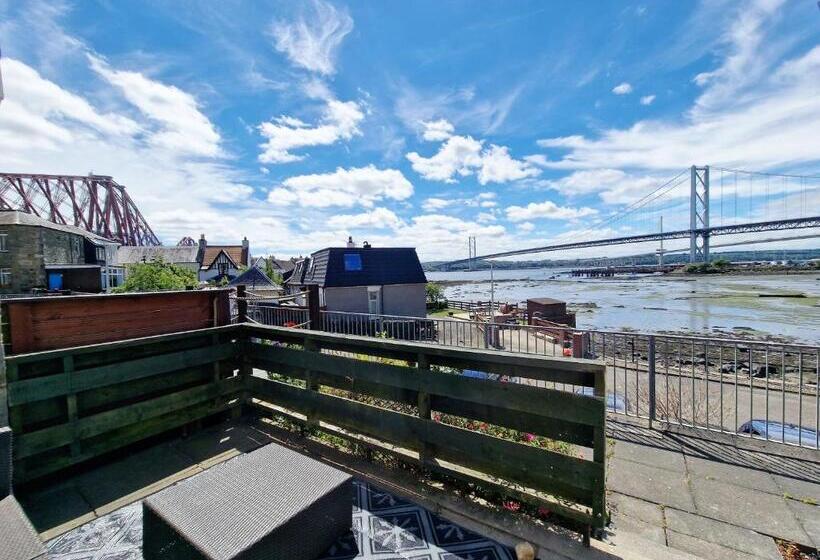 Three Bridges Waterfront