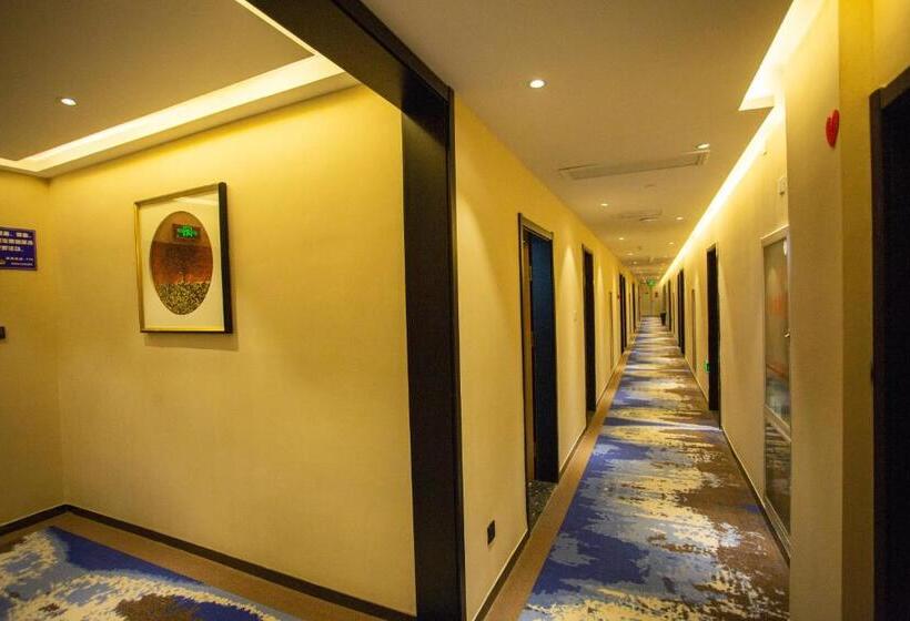 银座佳驿精致酒店(济阳汽车总站店)