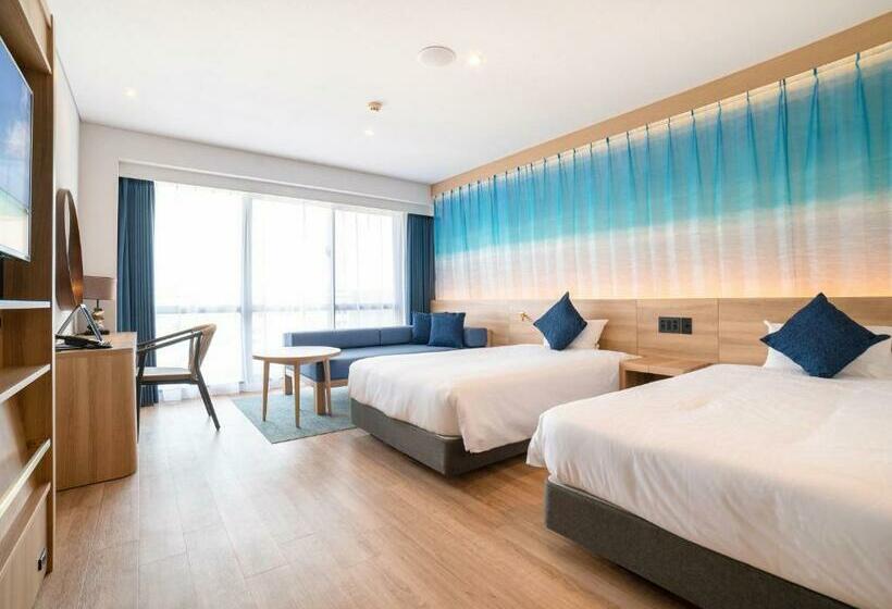 Resort Hotel Kume Island