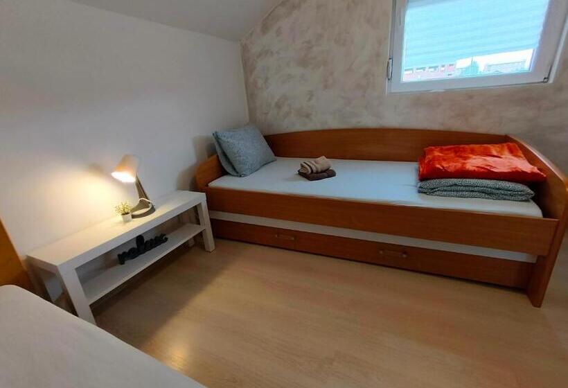 A1   Airport Belgrade Apartment