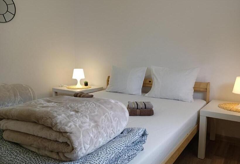 A1   Airport Belgrade Apartment