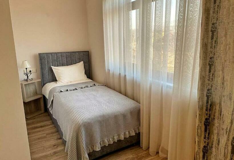 Общежитие Harmonia Garden Gastroyard&