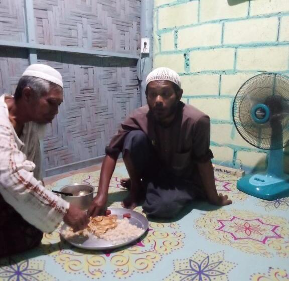 ユースホステル The Rock Hut