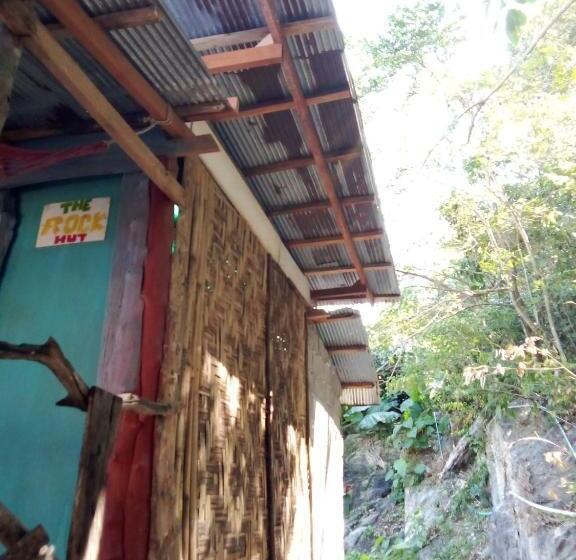 ユースホステル The Rock Hut