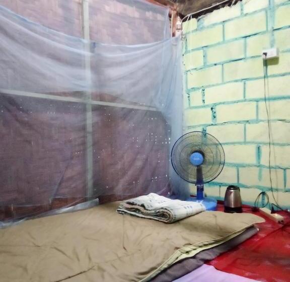 ユースホステル The Rock Hut