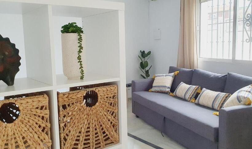Apartamentos La Libertad Estepona